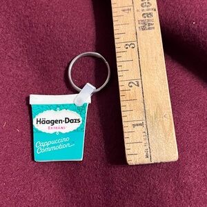 Mini TRULY Vintage Flexible Häagen-Dazs Pint Cappuccino Nostalgia Keychain